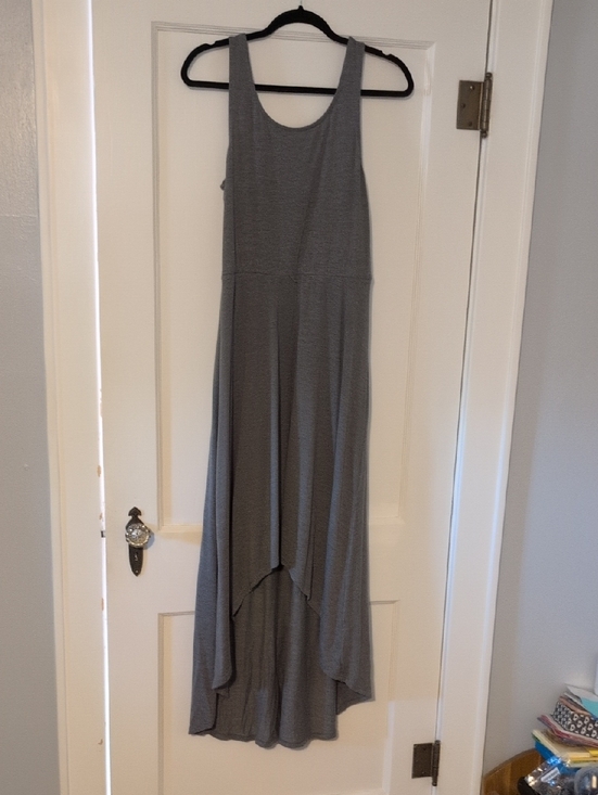 Xhilaration Dresses & Skirts - Xhilaration Gray Sleeveless High-Low Maxi Dress